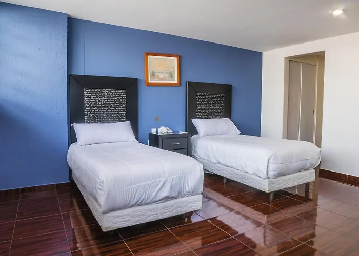 Hotel Plaza Delta 3*